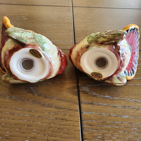 Thanksgiving turkey salt and pepper shakers - Picture 3 of 8